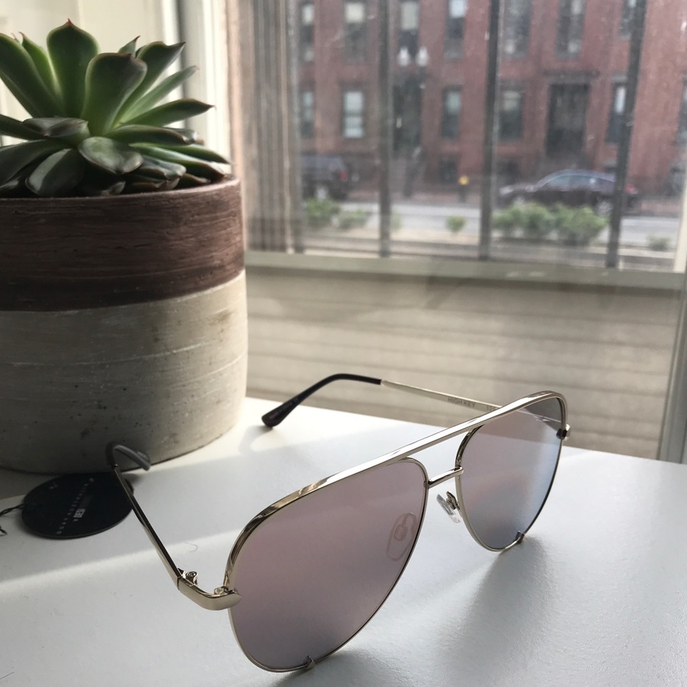 High Key Sunnies (Quay Australia x Desi Perkins)